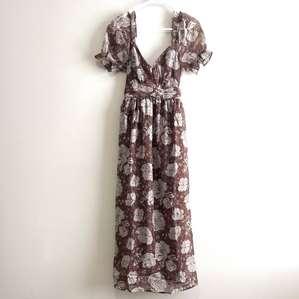 NWT Blu Pepper Sweetheart Short Sleeve Floral Midi Dress